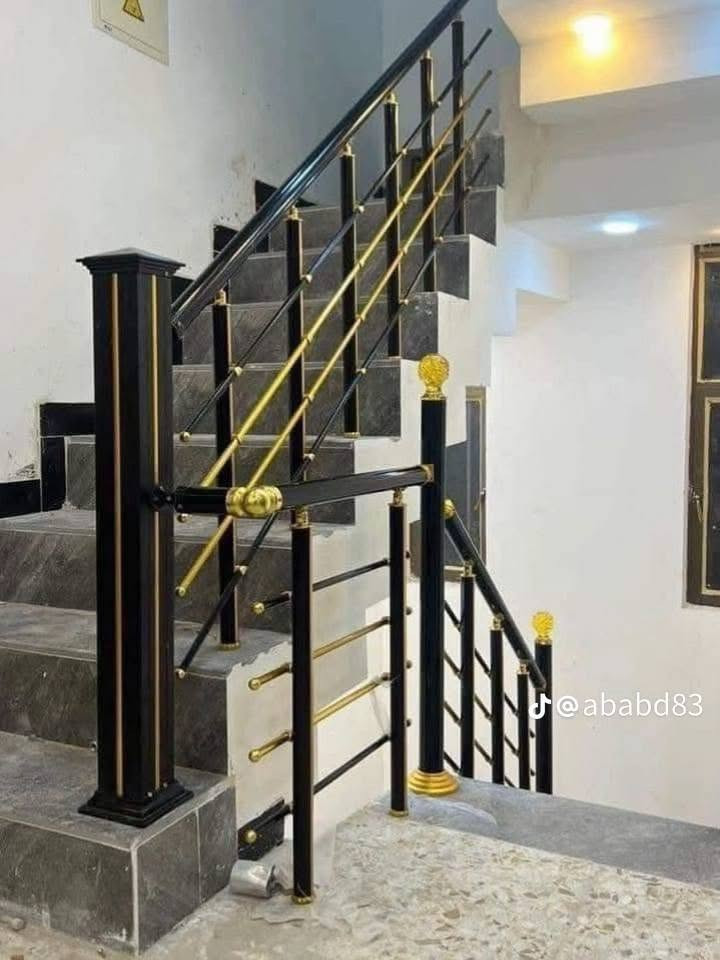 معمل الأخوين بإدارة مصطفى الحداد
للحدادة والألمنيوم عمل كافة التصاميم وأحدث الموديلات
العمل في جميع أنحاء العراق
تواصل معنا على رقم ***********
