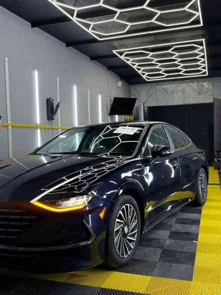 سوناتا هايبرد واراد امريكي 22 بدون إرباك تبديل دعاميه خلفيه فقط مرقم بغداد محرك 2000 كهرباء بانزين بصمه وتشغيل عن بعد رادار أمامي وخلفي شفتات بل استرين كشنات كهربائي السعر 175ورقه وللاستفسار الاتصال ***********
