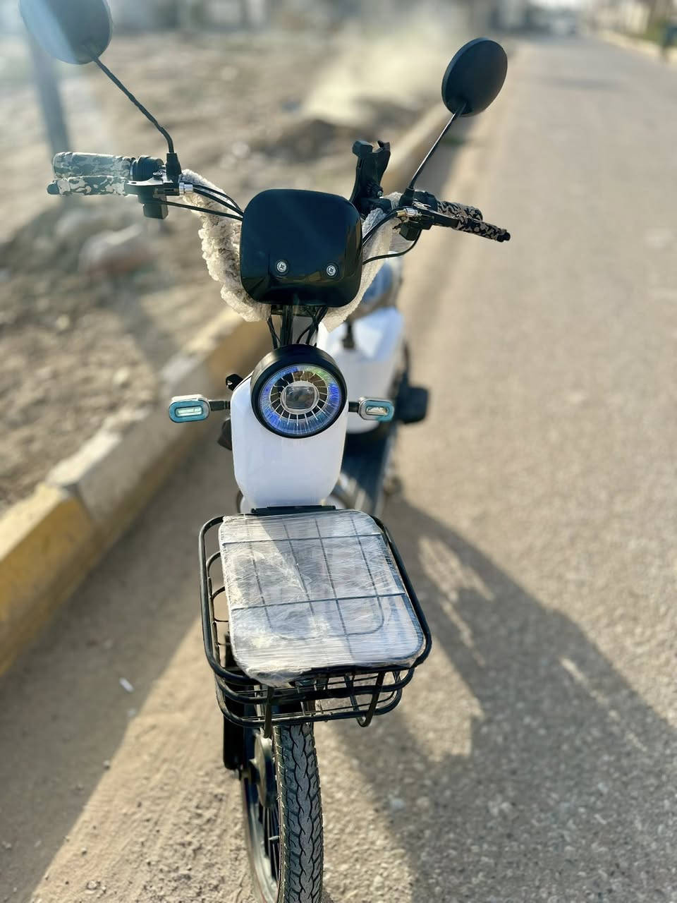 السلام عليكم
باسكل ريان 2025 شهر ١١ طلع من الوكاله
حجم  24 الكبير 
5 بطاريات 
سرعته ١٠٠
تشغيل بصمه 
تشغيل رموت عن بعد و تحكم
جهاز انذار 
باسكل جديد و نضيف و شرط الفحص
الشراي يجي خاص او وتساب او اتصال 
***********
