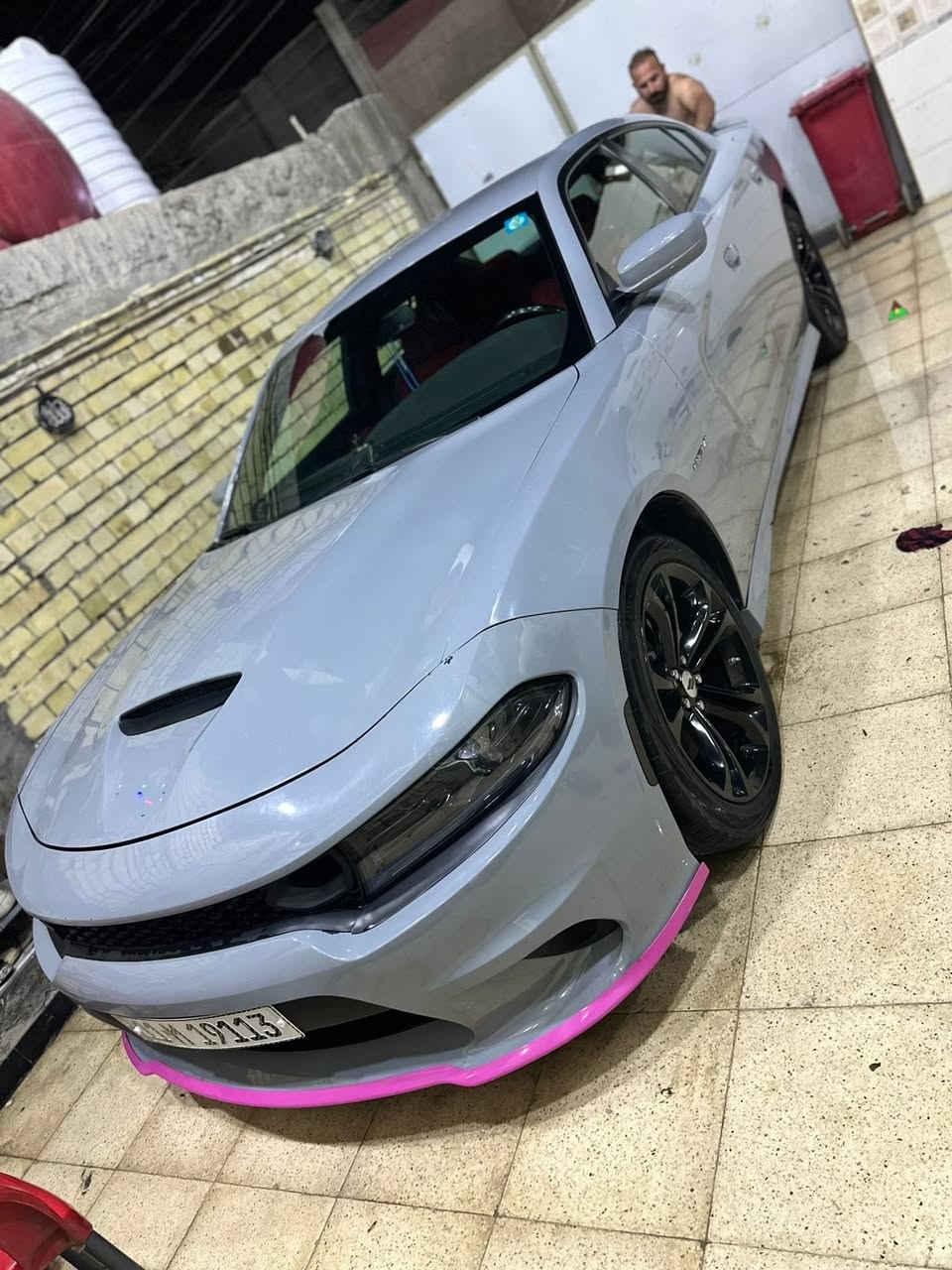 سلام عليكم 
للبيع او مراوس بجيب 
موديل ٢٠٢٣ شهر ١٢ 
سياره فول ما عدا الفتحه وارد امريكي مكينه 8 هيمي صور الحادث موجوده السعر 210$
الاتصال ***********
