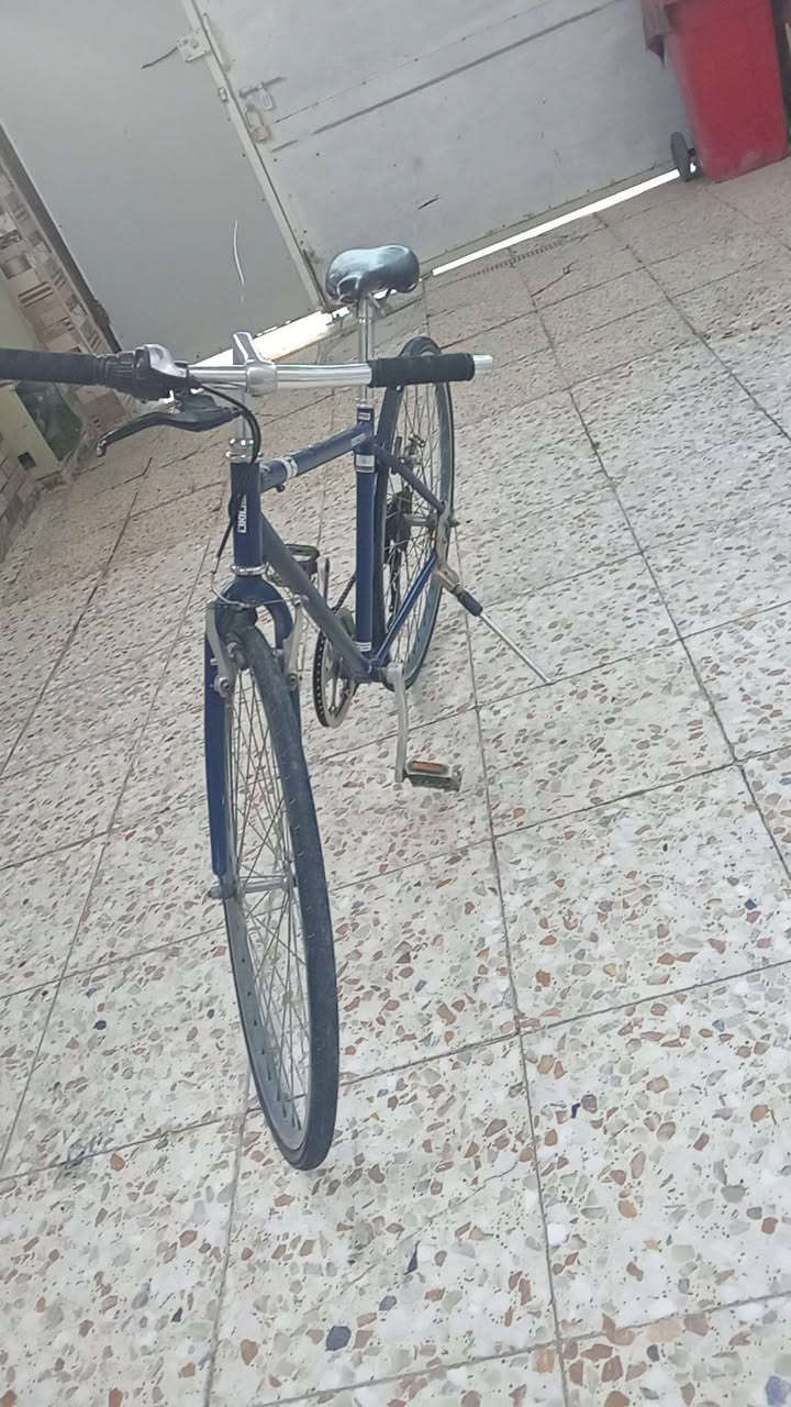 بايسكل s700 للبيع سعر 125 وبي مجال للشراية نضافة 80/100 مستعمل قليل باسكل امريكي ❤️‍🩹  للتواصل رقم ***********
