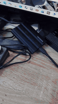 السلام عليكم ورحمة الله وبركاته
هارد سامسونك ١ تيرا جديد
السعر ١٣٥ الف قفل
اعتماد واتساب *********** رصيد ٥ اسيا
