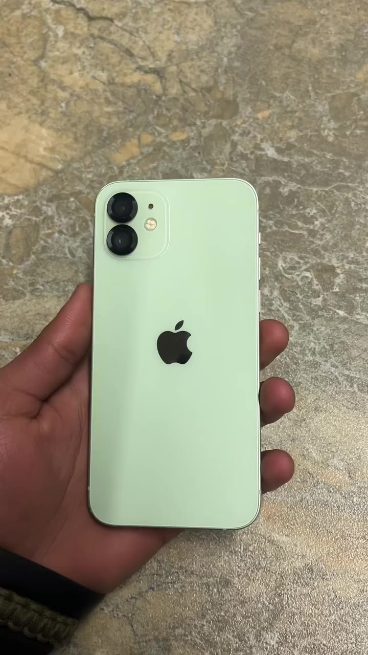 سلام عليكم ايفون 12عادي للبيع بطاريه 91ذاكره128جهاز نضافه 95/100جهاز مكفول السعر 350 وبي مجال مكاني المين الثانيه شارع المعلمين رقمي ***********
