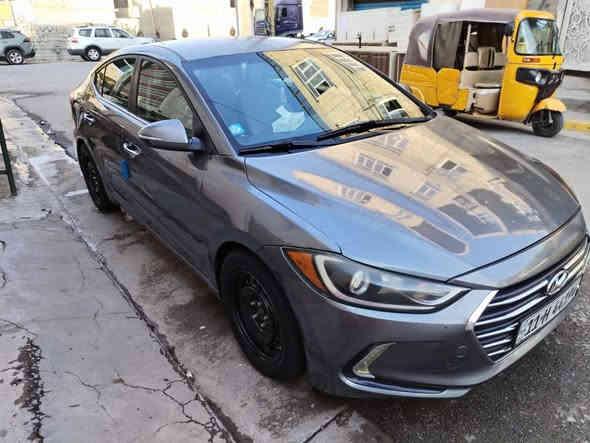 النترا 2017 امريكي رقم بغداد الانكليزي الجديد بسمي مواصفات السياره لمتد فووول عده الفتحه 
السياره كامله بدون نقص من محرك وكير وصدر 
ماشيه 100 الف السياره بدون حادث بدون تبديل داخله كلين 
سونارها منشور بالصور مكان السياره بغداد حي الاعلام ***********
