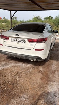 K5 مديل 21 سياره وارد كوري بيها فتح جاملغات الامامي اثنينهم بدون حادث ...