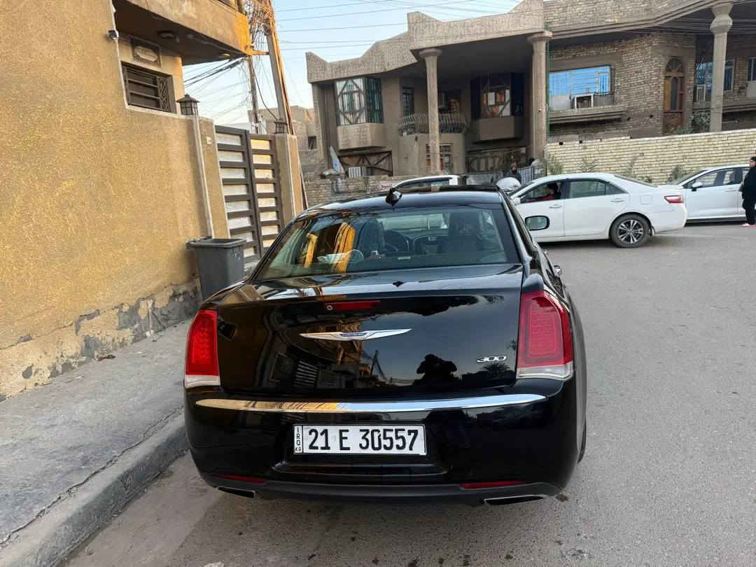 اوباما للبيع موديل 2018 بيها ضرر جاملغين امامي وتعديل بارد بالنيد السياره جاهزه السعر 185 ***********
