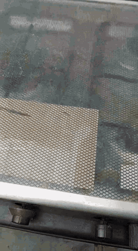 سلام عليكم طباخ مصري خمس عيون نظيف شغال مكان بغداد الشعله سعر 125 وبي مجال قليل ***********
