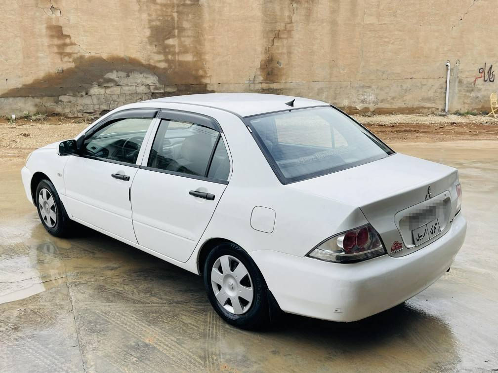 لانسەر مۆدیل 2007  گێر عادی گێرو مەکینەی بەشەرت بێ بۆیەغ بێ لێدران سەیارەکە    140  هەزار هەقیقی ڕشتوە  زۆر خاوێن ماوەتەوە تەبریت ساردووگەرم لەسەر سویچ سەنەوی بەسەر چوە دەعم ولێدراو هیچی پێوە نیە بەوشەرتە هەمووگیانی لەسەر شەریکە ماوەتەو یەک دینار مەسرەفی تیانیە بەو شەرتە لە دەعامی  بۆ دەعامی بەشەرت ئەی فرۆشم سعری 68 وەرەقە  رەسمی سۆنەرەکەم داناوە شوێن کۆیە *********** كويسينجاك, أربيل
