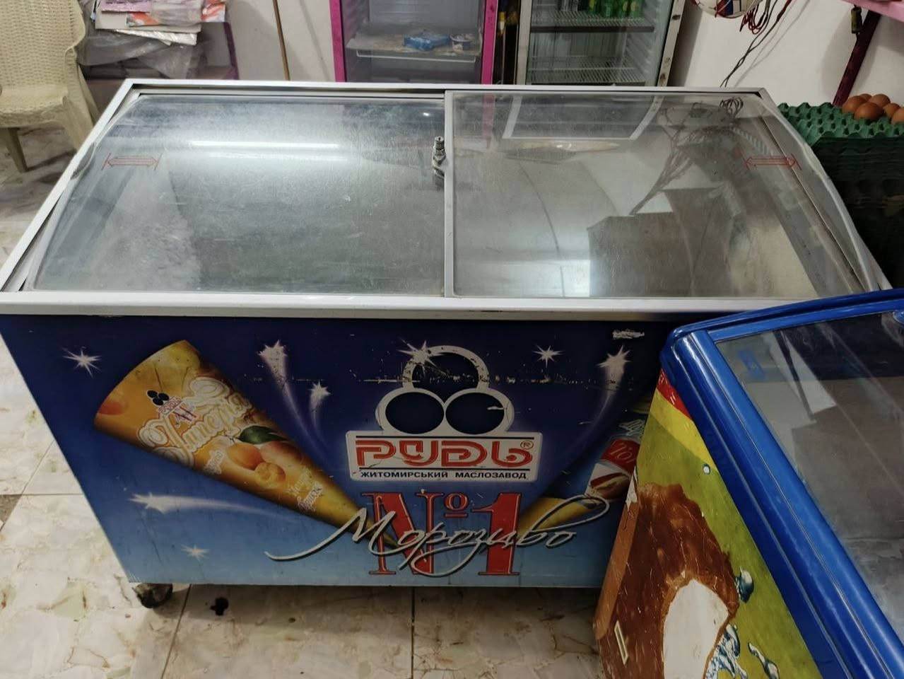 السلام عليكم محل مواد غذائية و انشائية للبيع يحتوي على مجمدتين و ثلاجتين وسبلت وبلازمة مكان حواس نزلة عماد بدرية للاستفسار ***********
