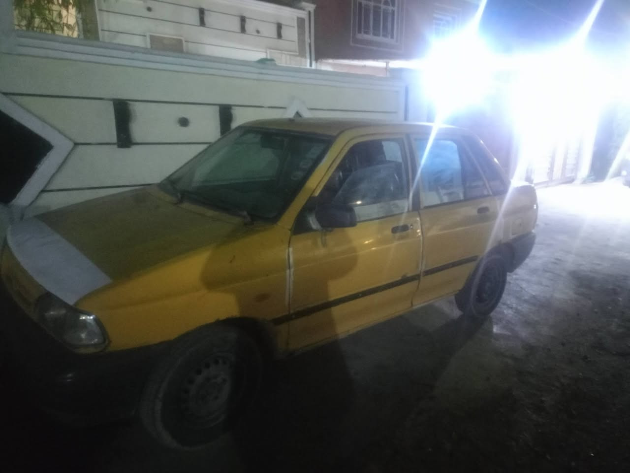 السلام عليكم سايبه للبيع موديل 2012 رقم بغداد تحويل ثاني يوم محرك وكير  المكان بابل محاويل السعر 20 رقم الهاتف ***********
