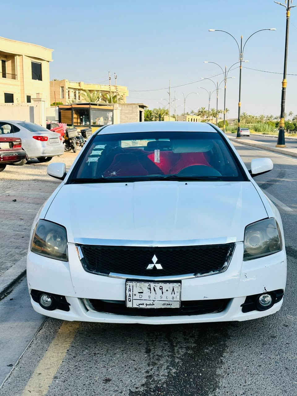 كلنت أقواس 
محرك جديد بدلتو قبل أسبوع 
صدر جديد 
تايرات جدد 
سياره جاهزه تبريد ثلج 
موديل ٢٠٠٩ 
***********

شعندك افانتي جديده ترهم مراوس
