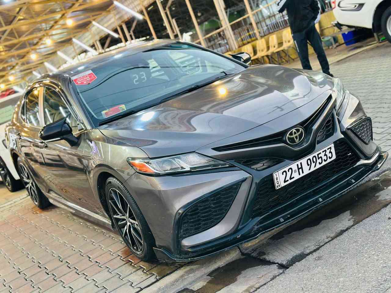 السلام عليكم 

كامري 22 SE لون جكليتي 

سنويه لل 29 سياره جاهزه 

بدون دواخل شرط بيها قطعتين صبغ

+ قطعه بلادي مبدله صور الحادث 

موجوده سياره جاهزه ما بيها نقص 

كير محرك حجر صالنصه شرط 
بدون خاص شراي اتصل 
قابل للمراوس حسب القناعه 

سعر 185 وبيها مجال 

 مكاني بيجي ***********
