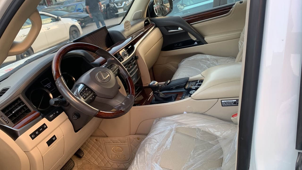 موديل 2017 بريم ١١٤.  الف ماشي حقيقي شبر بل بونيت صبوخ بدون داخل واحد مكان اصخير تعديل بار سعر ٦٨٠$ بيه مجال *********** أربيل, العراق
