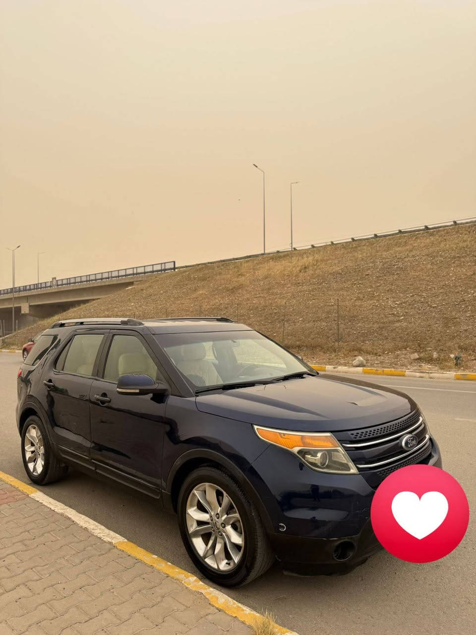 السلام عليكم فورد اكسبلور موديل 11.وارد خليجي حادثه جاملغ خلفي والباب الخلفي مصبوغه الصفحه كامله . مكينه بالجيس  كير كفاله جديد  مواصفات فول  عدا الفتحه  رقم اربيل بأسمي تحويل مباشر السعر 122..***********.
