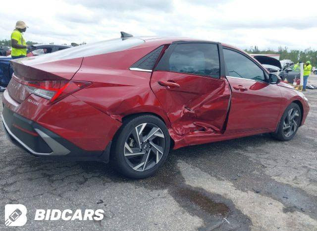 السلام عليكم بيع بدون مراوس
النترا للبيع موديل 2024  وارد امريكي صور الحادث مرفق بل منشور سياره ماشيه 24الف سياره فول مواصفات
سبير مانازل لسياره فول لفول ماعده لجلد كير محرك صدر امامي خلفي كله جديد ع وضع شركه تبريد ثلج لاصبغ ولابارد ولاحار ولاتكحيل سياره ع وضع شركه
بسمي سنويه هزه جديده رقم جديد
السعر 175وبيها مجال
مكاني بغداد الدوره شارع ٦٠
الرقم ***********
مامتواجد عل نت
