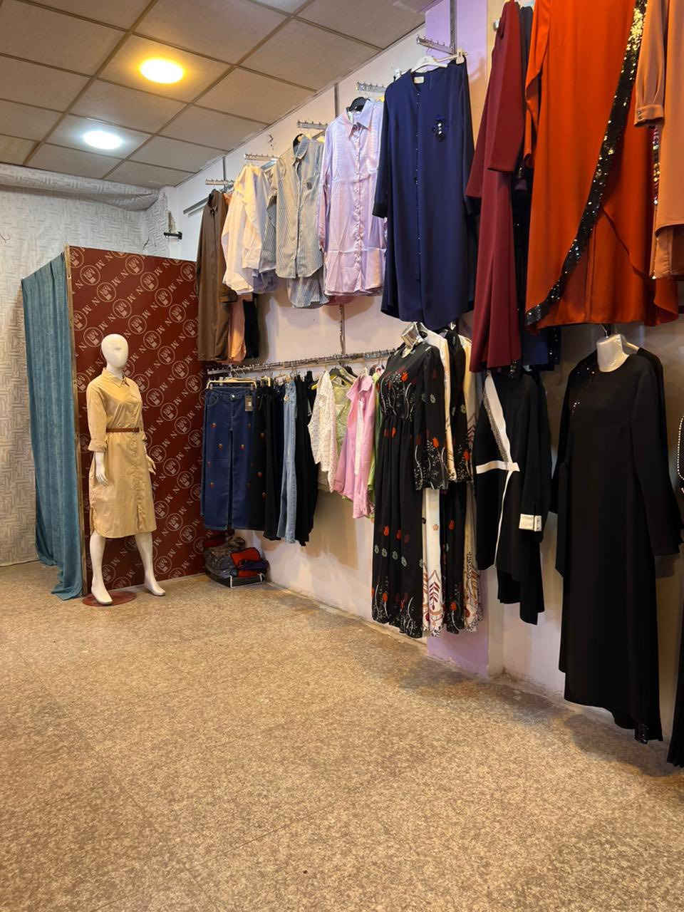 السلام عليكم
اخوان تصفيه محل التعاليك الي هنه الهوكات والمساطر للبيع فقط  بدون ملابس فقط تعاليك الي هنه الهوكات والمساطر بعدهن جدد مصار شهرين من اخذتهن سبب البيع اريد اغير ديكور المحل


**إذا كنت صاحب هذا الإعلان وتريد حذفه لأي سبب، رجاءا أرسل رسالة إلى الدعم الفني**