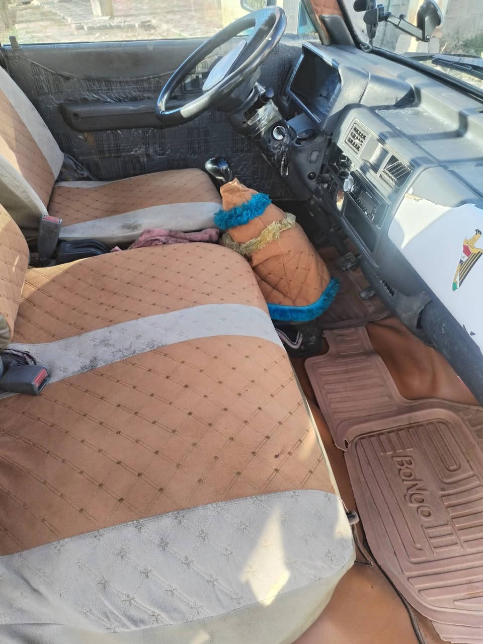 سلام عليكم
كيه بنكو موديل 96 رقم نكليزي و بسمي 
كير شرط محرك بنقص شي قليل شاصي شرط مكاني ديالئ خالص 
سياره مانقصها شي مال جناي 
ملحضه اني مكلف بل نشر هاذا رقم صاحبها ***********
