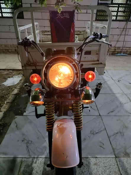 السلام عليكم ستوته البيع 13وراق صولي مكاني شطره السعر خاص اليريده يتصل ***********
