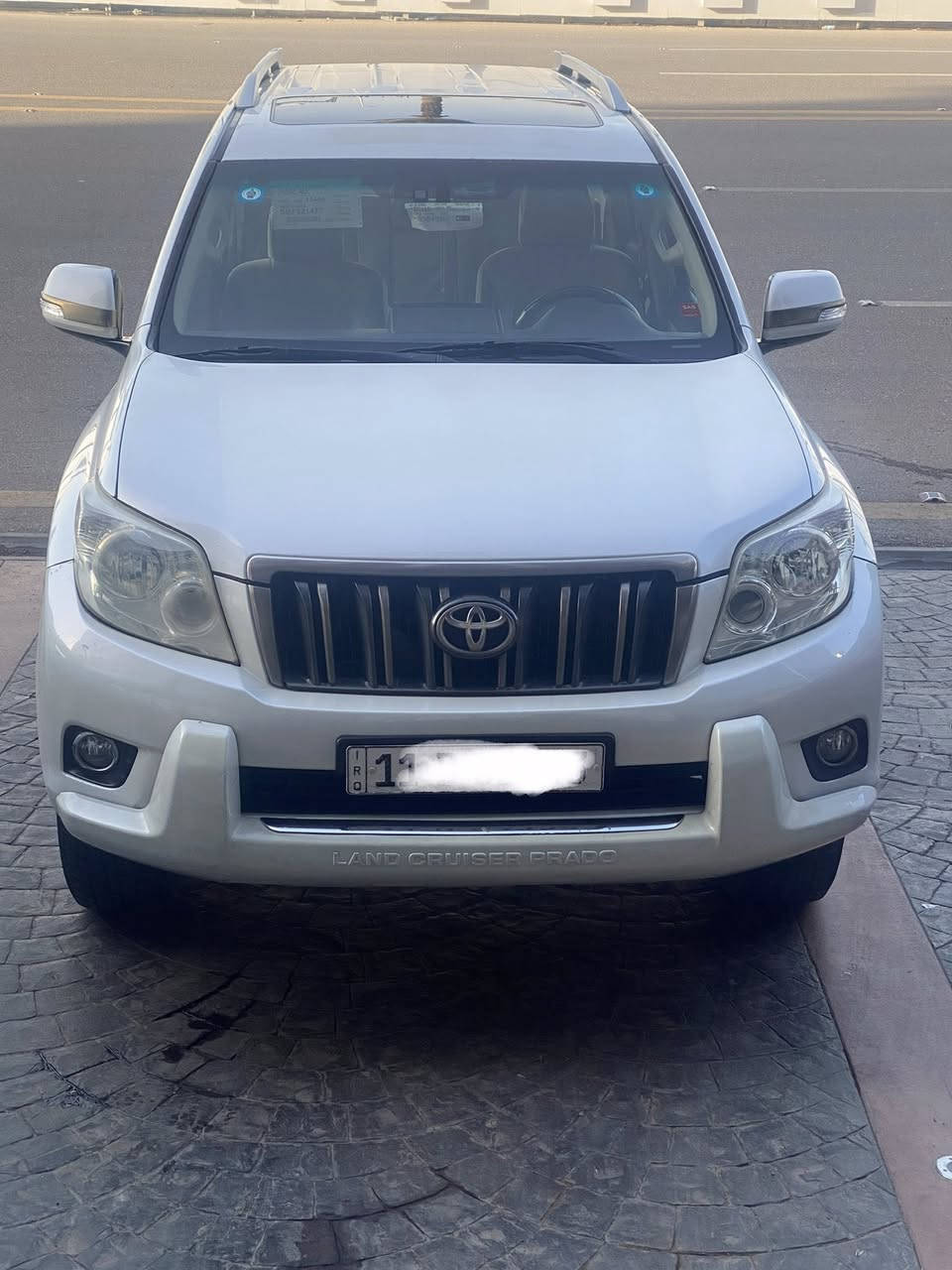 للبيع برادو موديل 2011 ✅
رقم بغداد 
ماشيه 228 الف
فتحه 
دبل تناكي 
شاشه 
حساسات 
مري شفط 
7 راكب  
محرك 6 
مكفوله عده تكحيل شبر 
للبيع او للمراوس حسب القناعه بسعر اقل 
السعر 240$ ورقة وبيها مجال 
مكان السياره بغداد اليرموك 
رقم تلفون ***********
