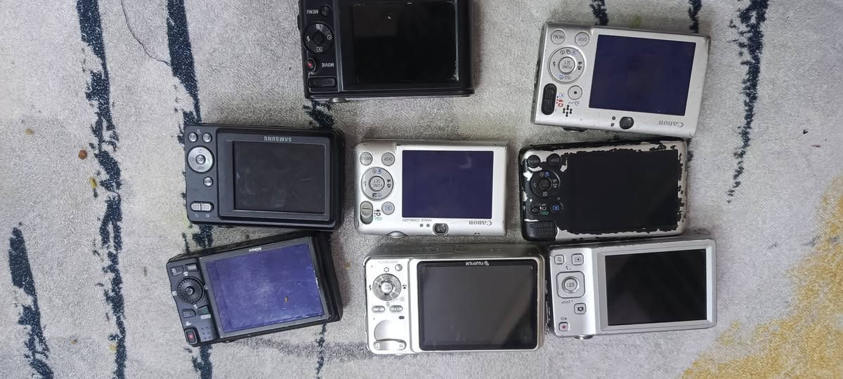 سلام عليكم كامرات فحم نضيفات شاشات دون ضرر سعر القطعه10شلع يختلف توصيل موجود


**إذا كنت صاحب هذا الإعلان وتريد حذفه لأي سبب، رجاءا أرسل رسالة إلى الدعم الفني**