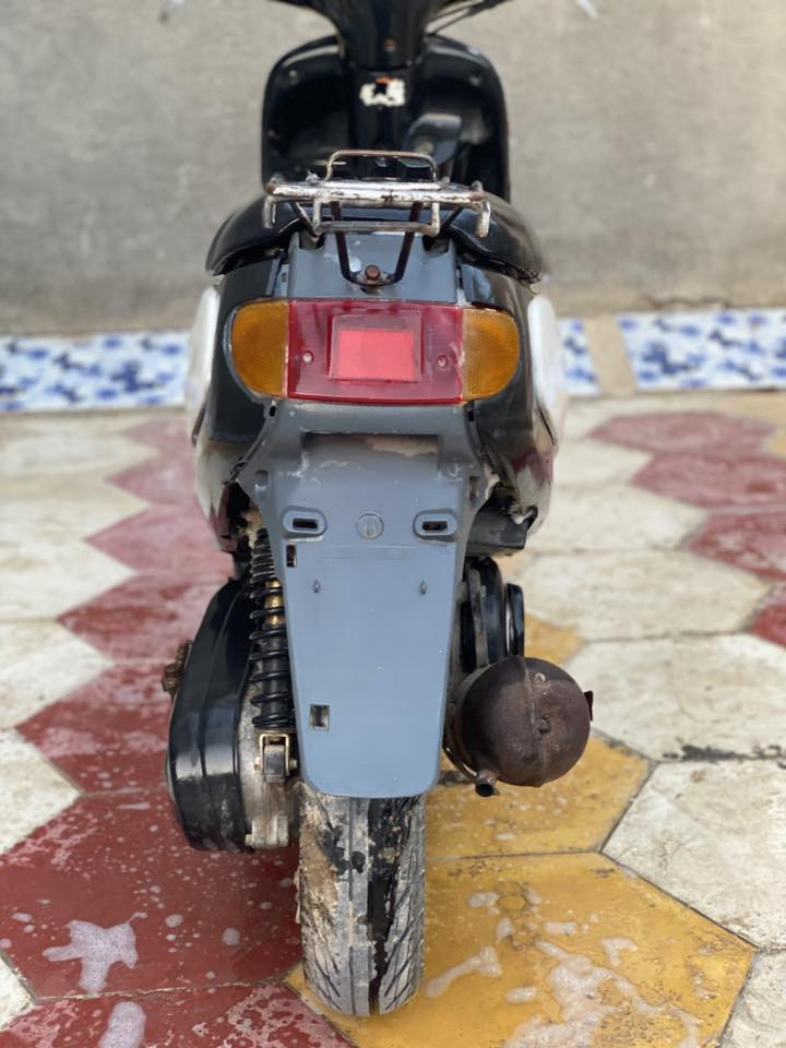 دراجه البيع مغولي الدراجه نضيفه سلف هورن المحرك شرط مامفتوح السعر 200المكان بشريش رقم الهاتف***********
