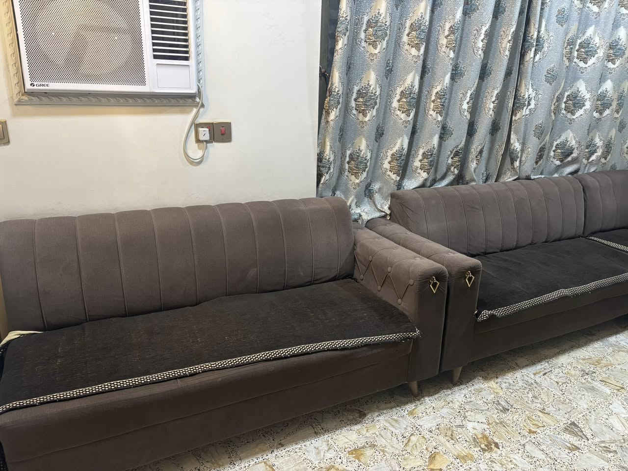 السلام عليكم ديوان للبيع مستخدم النظافة وسط للاستفسار عل الخاص


**إذا كنت صاحب هذا الإعلان وتريد حذفه لأي سبب، رجاءا أرسل رسالة إلى الدعم الفني**