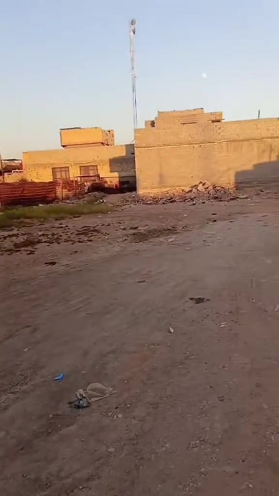 🏡 قطعة أرض للبيع – كربلاء المقدسة 🏡
📍 الموقع: كربلاء – الحر – منطقة السواده، شارع البوري الأسود، قريب من مثلث السواده.
📐 المساحة: 580متر 
📄 نوع السند: طابو زراعي (سند 25).
✅ موقع مميز وقريب من الخدمات والطرق الرئيسية. ✅ مناسبة للسكن أو الاستثمار.
📞 للاستفسار: ***********
