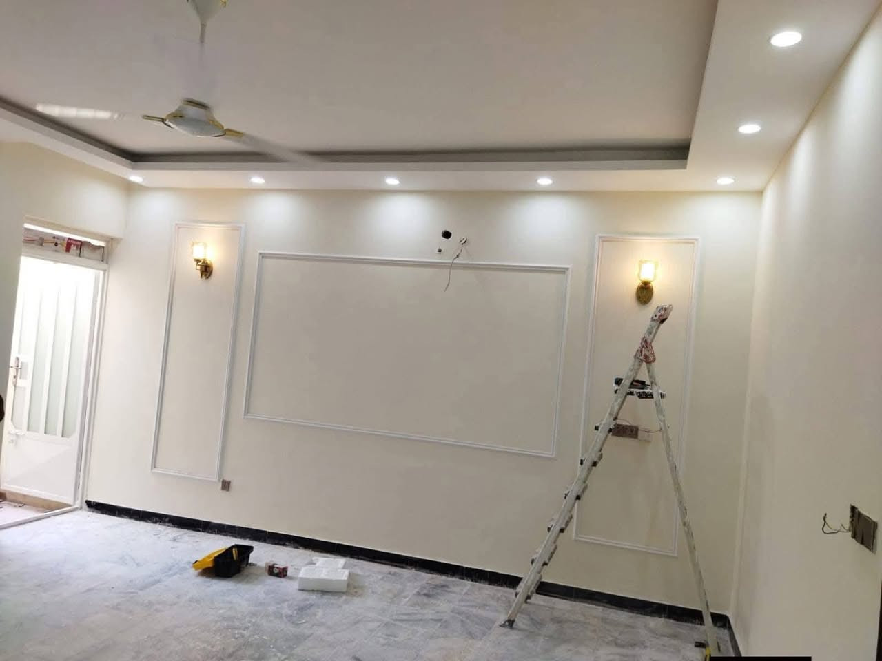 ديكورات
_جبس بورد _ وصبغ داخلي وخارجي
_تغليف جدران
_سقوف ثانويه 
_بديل الرخام
_ بديل الخشب


**إذا كنت صاحب هذا الإعلان وتريد حذفه لأي سبب، رجاءا أرسل رسالة إلى الدعم الفني**