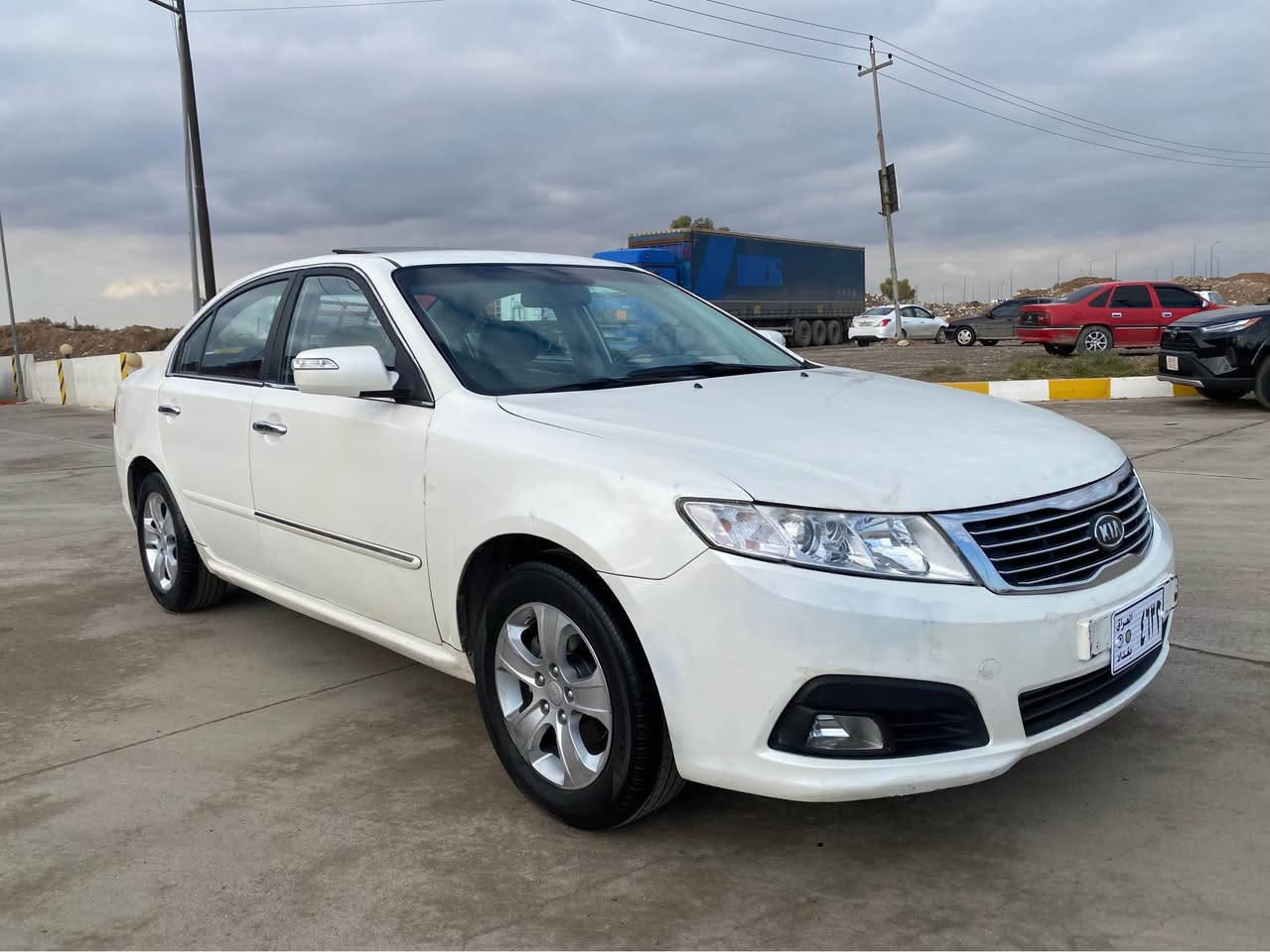 بۆ فرۆشتن (***********) کیا لۆتس مۆدیل 2008 سحری ٥٢$ کەمێک مەجال  لێزەری دوبەیە  سەیارەکە فول فولە سلەهیتە بەسمەیە کوشن جلدەو  هیتەرە مەکینە    ٢٤ ری چوار پستۆنە  گێر مەکینە بەشەرت تەقەو رەقە بەشەرت کەرەباهی هەمووی بەشەرت چوار تایەو ویلی نوێی لە ژێرە  سەیارەکە بێ دەحمە پێشو پشتی کەپسە هیچ دەحمەکی پیوەنیە سەیارەکە هەموو گیانی بەشەرتە بۆ زانیاری زیاتر  *********** أربيل, العراق
