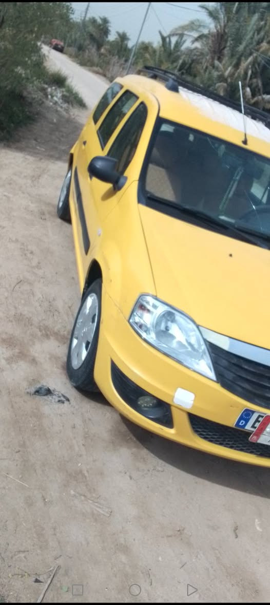 رينو للبيع موديل 12 سياره مكفوله ما عدا الجاملغ   مكينه وكير شرط السعر 62 وبيها مجال ***********
