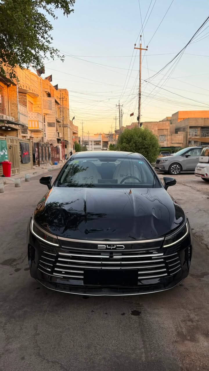 بيوادي دستروي موديل 2025
صارت عندي طخه بالبنيد بعد على وضعه 
شاشا دواره كشنات رياضي جلد سايد بيرك 
كهرباء درايف مود اوتو هولد بصمه كارت 
وبعد بيه هواي مواصفات الدستروي معروفه 
سعرها 18 مليون نهايته 
العنوان بغداد بلديات 
الهاتف ***********

