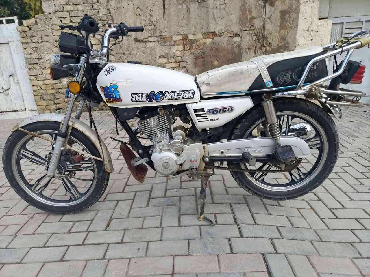 دراجه سيفان للبيع بيه نواقص شي بصيط سعر 400 بيه مجال
عنوان بعقوبة التحرير. رقم الهاتف ***********
