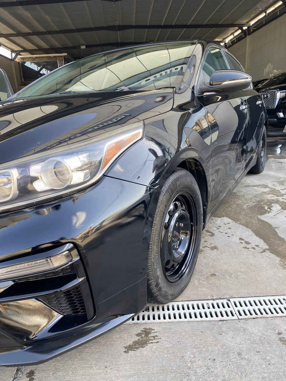 بسم الله الرحمن الرحيم KIAفورتي موديل2019 محرك دوش 1600 ممشى الكلي 152000الف بصمة السيارة كشنات كهرباء نوع امريكي حادثهة جاملغ وباب السعر💵12$الف رقم الهاتف📞***********
