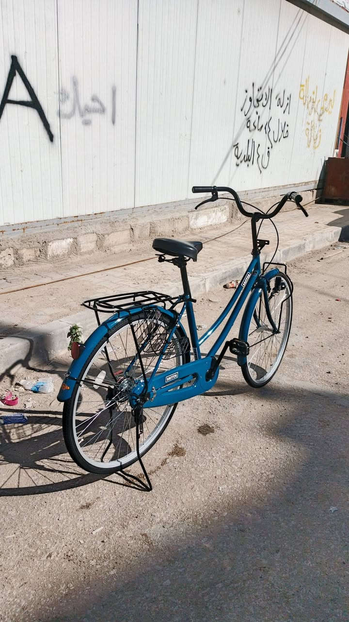 سلام عليكم 
باسكل للبيع 
حجم 26
وياله موس
موديل 2019
كله ختومات
ياباني شرط
شخط مابي
تجي تفحص
شركه سانتوس 
لون مرغوب تركوازي
السعر 150وبي مجال حك جيه
المكان النجف الأشرف 
حي الجامعه التواصل***********
