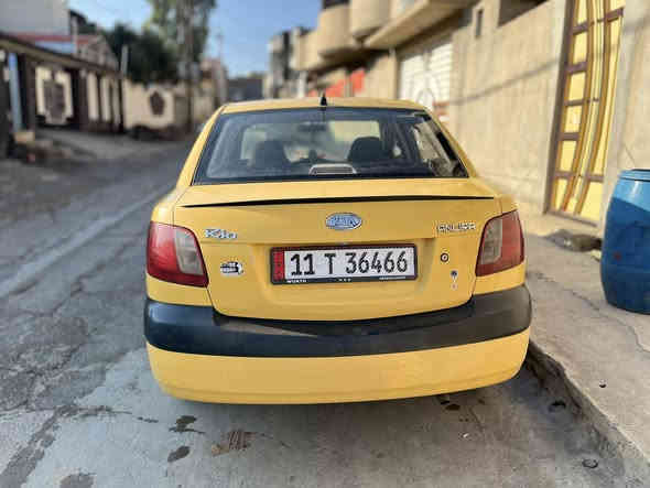 سلام عليكم ورحمة الله وبركاته 
سياره كيا ريو للبيع ٢٠٠٦ 

سياره جاهزه من كلشي بوجهك عشارع ما تصرف ربع عليه 

وراد كندي 

.  كير توماتيك 

محرك ١٦ 

السياره بسمي 

رقم هزه جديده 

ضرر جاملغ الامامي جه السايق 

مكلفً بل نشر اتصال مع صاحبه مباشر 

سعر ٨٥

***********

***********
