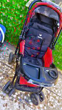 عربانه أطفال • جديدة • كرسي سيارة مستعمل