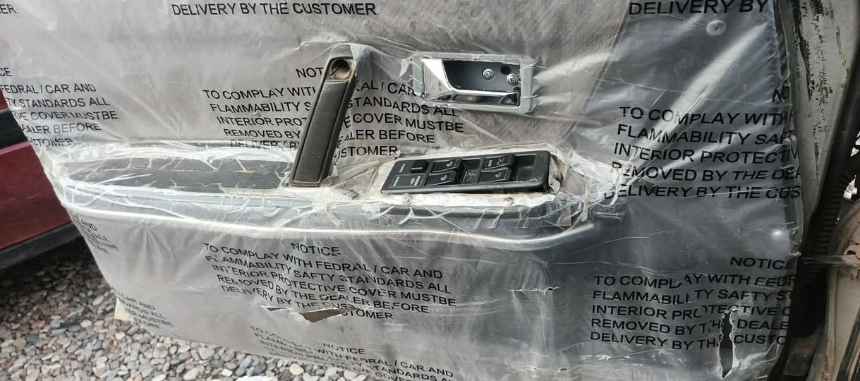 ‎مازدا ٨ و بخ
‎گیرو مکینه بی عه یب 
‎ته قه و ره قه توپ 
‎چوار جام کاره بای 
‎خیاسی نیه 
‎دشبول جوان 
‎
نرخی ٢٦گلا
ارم پلاستیک سلیمانی شۆین که لار 
‎ز٠م ***********
