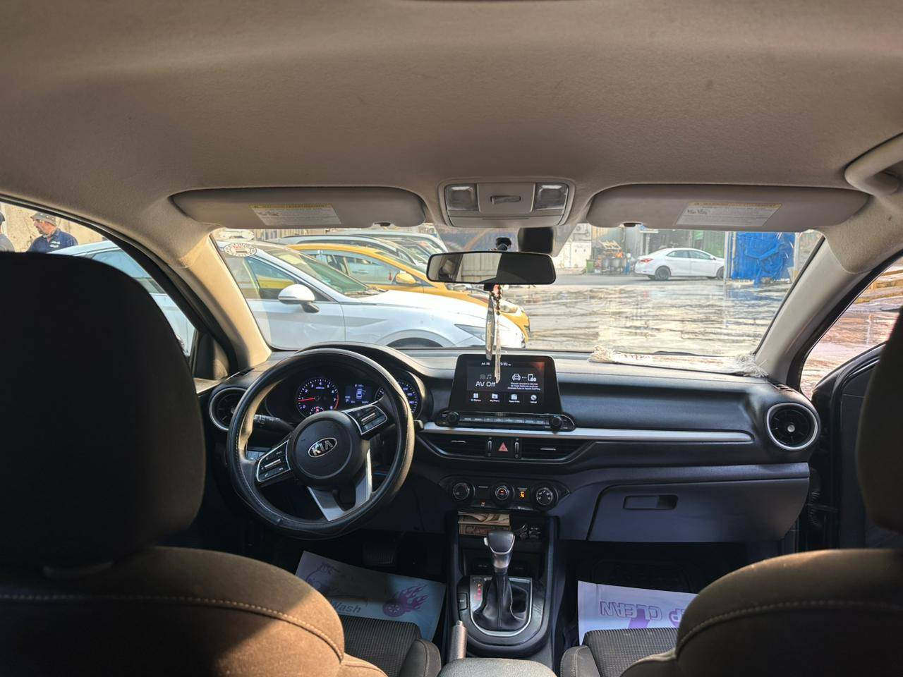 السلام عليكم عليكم للبيع كيا فورتي موديل ٢٠٢٠ كما موضح بالصوره السعر ١١٠ بي مجال للاستفسار على الرقم *********** مكان السياره بغداد
