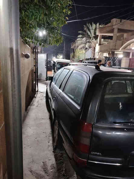 السلام عليكم للبيع سياره اوبل بزون محرك خير من الله الكير مرات بي صفنه تخم تاير جديد صدر امامي خلفي كامل مابيه نقص  فقط كماليات شغلات بصيطه جام كهرباء والكير اوتو ماتيك مكاني الدوره *********** رايده 43وبي مجال حك الجيه
