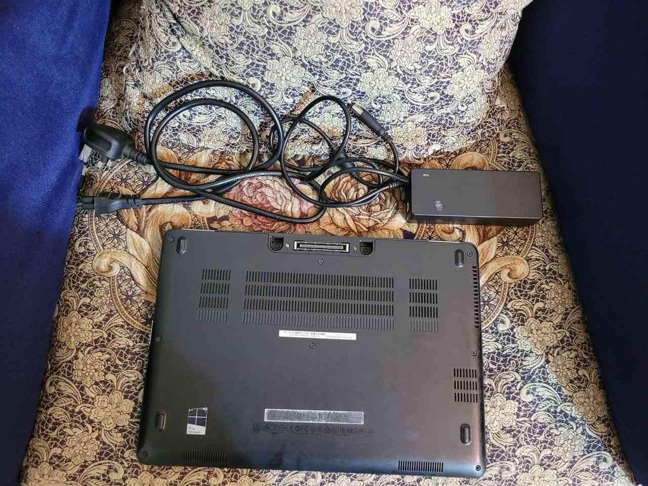 Dell latitude e7270
I5 6300u المعالج
Ram 8gb رام
Msata 256gb هارد
Intel hd graphics 520 4gb كرت شاشة متصل
Wifi 5
الجهاز نظيف استخدام قليل
السعر بي مجال
المكان بغداد حي البتول الرقم
*********** بغداد, العراق
