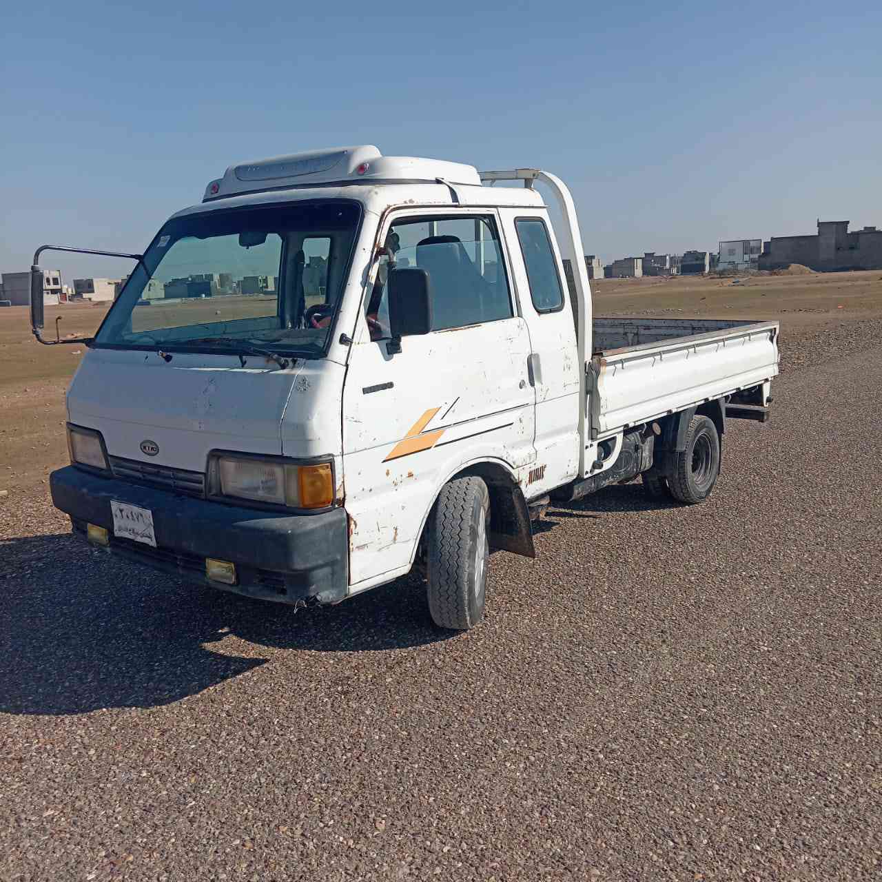 سلام عليكم كيه بنكو للبيع موديل94كير اكسل شاصي محرك شرط رقم صلاح الدين فحص  راعيها ما اندله   ابيع هيج بيها سنويه   السعر 25رقم الهاتف ***********  مكلف بل نشر اتصل ع صاحبها
