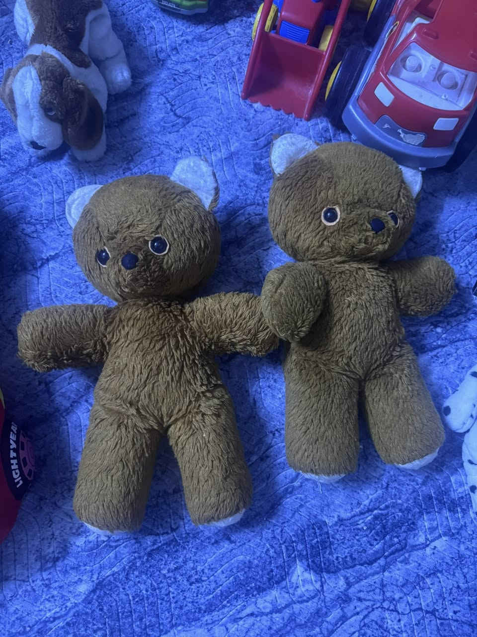 زحليكة نظيفة                                                                                                                       وتكفي اعمار كبيرة 
السيارة كبيرة تكفي وزن 18 kg
دببة كلهم مبيهم ضرر 
المكان بغداد الشعب 
اكو توصيل


**إذا كنت صاحب هذا الإعلان وتريد حذفه لأي سبب، رجاءا أرسل رسالة إلى الدعم الفني**