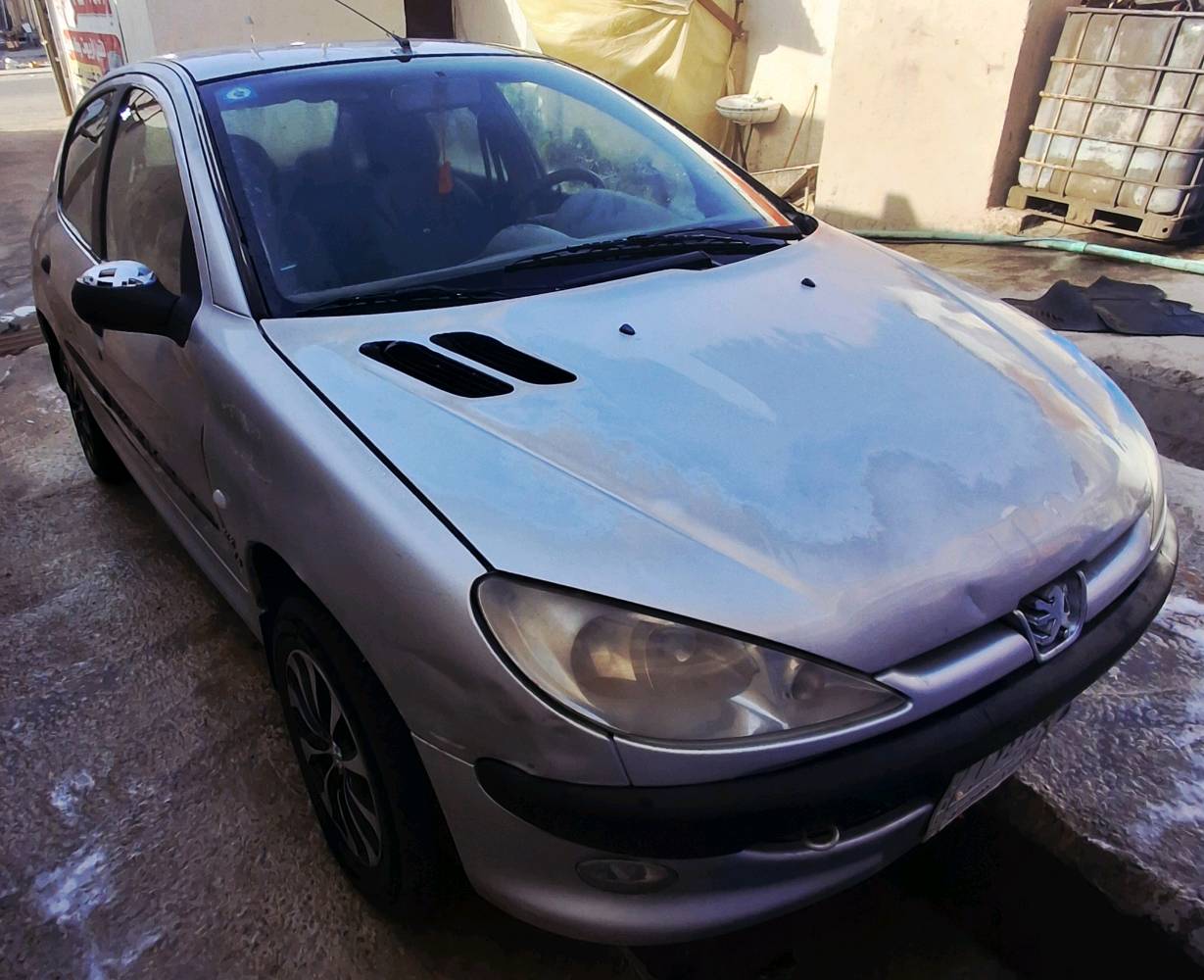 بيجو فرنسي ٢٠٠٩ هاشباك جاهزة  محرك بلاد ١٦٠٠ رقم بصرة تحويل ثاني يوم سنويه مامنتهيه 
كله شغالة حداده بلاد تخبل سعر٣٩ بيه مجال 
مكاني بصرة ***********