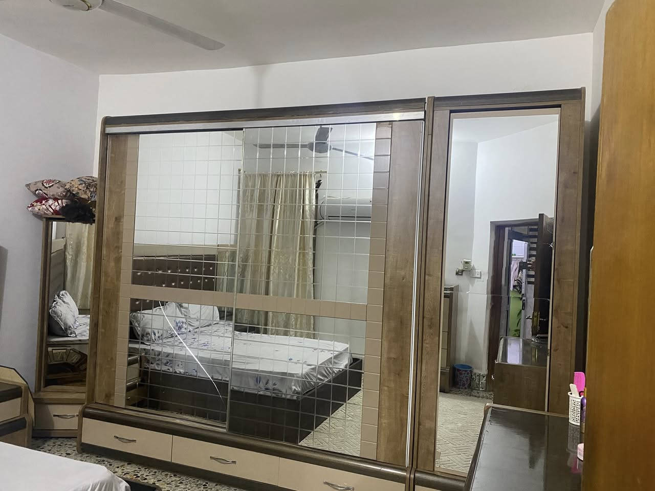 السلام عليكم   غرفة تركي درجة اولى للبيع مع التخم   سعر الغرفه 600 وبي مجال   والتخم ب550 وبي مجال


**إذا كنت صاحب هذا الإعلان وتريد حذفه لأي سبب، رجاءا أرسل رسالة إلى الدعم الفني**