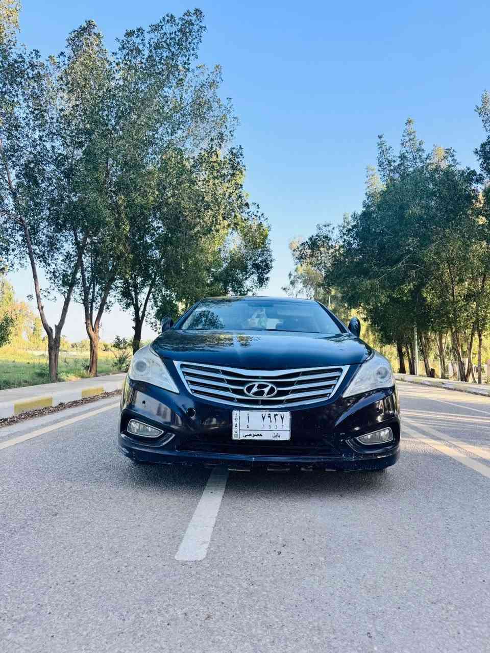 سلام عليكم  بيع او مراوس شنو عندك مراوس راسلني واتساب
HYUNDAI:خليجي 
أزيرا 2012 Vip
لون:جوزي بني 
مكينة:6v
3300cc
مواصفات السيارة 
1-رادار امامي
2-رادار خلفي
3- كامرة امامية
4-كامرة خلفية
5-شارة بالمراية 
6-اشارة ترحيب عند القتراب
7-مرايات قلاب
8-مرايات شفط 
9-بصمة ابواب
10-كشن خزن ميموري
11-كشنات كهربائية 
12-مساج بالشكن
13-كشنات تدفئة 
14- كشنات جلد جوزي
15-مسجل صوت +بلوتوث +أواكس+ USB
16-فول تحكم ستيرن
17- ستيرن كهربائي 
18-حساسات حرارة بالجامة الامامية 
19-Auto hold 
20-بردات كهربائية
21-بصمة أبواب 
22-ثلاجة 
23-جنطة كهربائية
25-تبريد قطعتين
26-بانوراما طكتين
بيها صبغ جاملغ خلفي ونص قبق جنطة 
مكاني بابل مسيب
***********
***********
