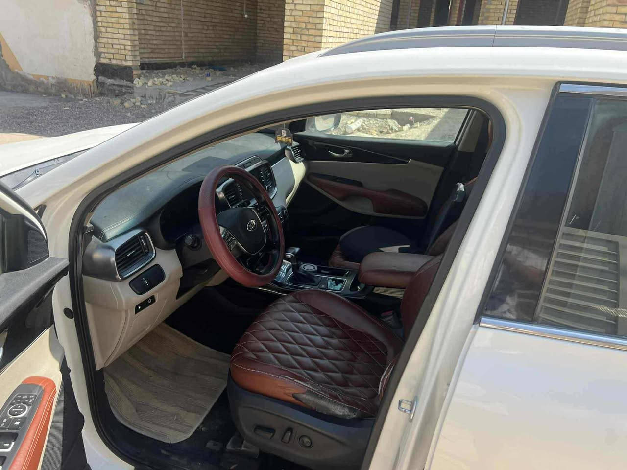 السلام عليكم 
للبيع كيا سورنتو 2020 (خليجي ) رقم بغداد 

 ماشيه 98000KM
1_بصمه ابواب
2_محرك 6سلندر
3_نفكيتر ماوس جي بي اس خرائط
4_حساسات اماميه خلفيه
5_اللايت زنون 
6_شاحن وايرليس
7_شاشه اصليه
8_كامره اصليه 
9_كراسي 2 كهرباء 
10_ 3قطع تبريد
11_لد امامي مع تشغيل 
12_كروز مثبت سرعه
13_تحكمات ستيرن
14_سبعه راكب 
15_ويل كب نيكل
16_بصمه تشغيل وابواب
17_كير 8 نمر 
18_ترحيب 
19_كشنات جلد (لون قرميدي)
20_جنطه كهربائية ذكيهً (الفتح عند الاقتراب)
21_مري شفط اشاره بل مري
22_بردات ابلادية
23_اربع انظمه قياده smart.  Cimfort.  eco.  sport
24_كشافات ضباب 
25_لايت زنون عالي وناصي 
سعر مناسب جداً 
السياره بأسمي وتحويل ثاني يوم 
مكان السياره بابل
للاتصال وللاستفسار متوفر واتساب
***********
