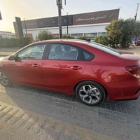 كيا فورتي للبيع موديل 2019   وارد امريكي حادث فقط بامريكا جاملغ ايمن  ...