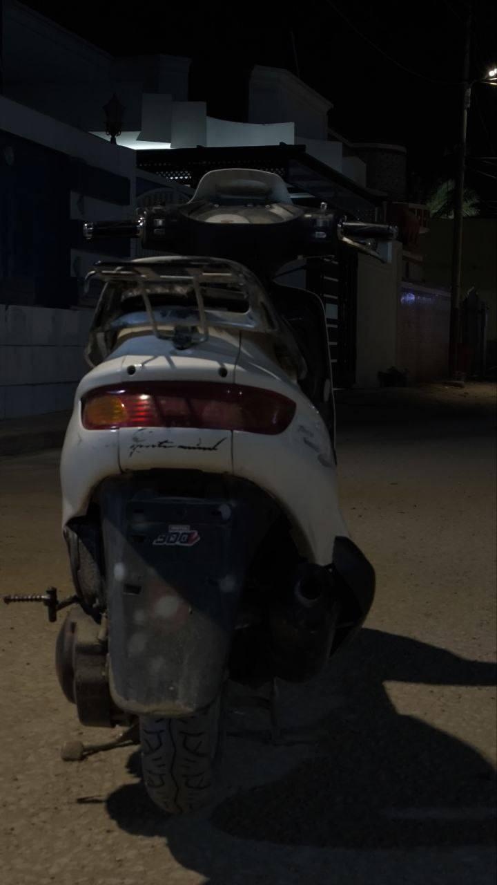 سلام عليكم ورحمه
دراجه فراشه مكفولة كفاله عامه مكينه وكابريتر مكفوله دراجه شلعتها قويه حيل ...كفرها من كدام شويه مطخوخ صالنصه رياضي FM وصالصتها لبلاديه موجوده 
سعر 650 وبيه مجال لشراي فقط


**إذا كنت صاحب هذا الإعلان وتريد حذفه لأي سبب، رجاءا أرسل رسالة إلى الدعم الفني**