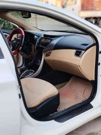 النترا موديل ١٣ حادث كما واضح بصورة ماشية ١٠٠ الف صدر خلفي امامي تبريد...