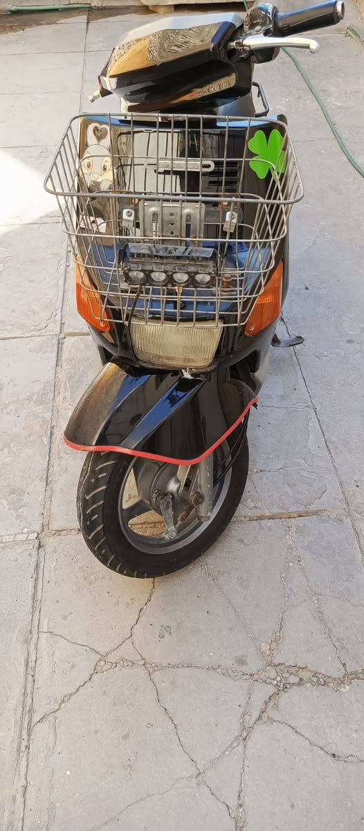 السلام عليكم للبيع دراجه بيكم 60 ياماهه ياباني الدراجه نضيفه  ونكره هندر وناعمه وشلعه ومعدال دراجه كلش حلوه سعر 300و
 مكاني بغداد مدينه الصدر 
***********
